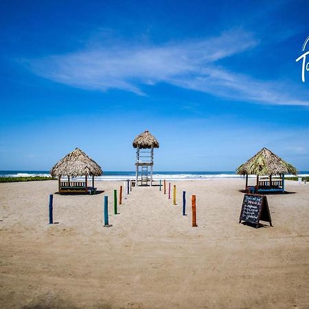 Готель Tapas & Surf Petacaltepe Екстер'єр фото