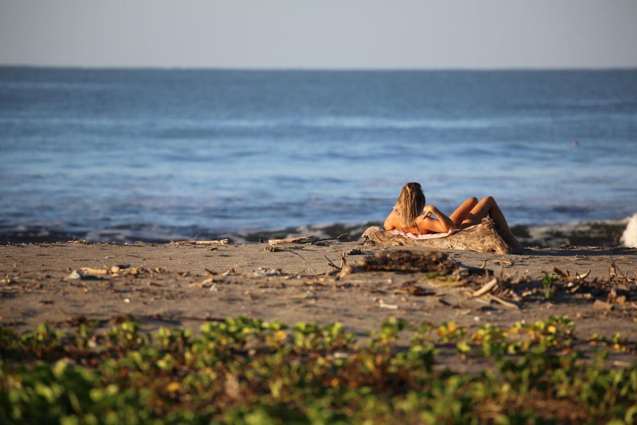 Готель Tapas & Surf Petacaltepe Екстер'єр фото