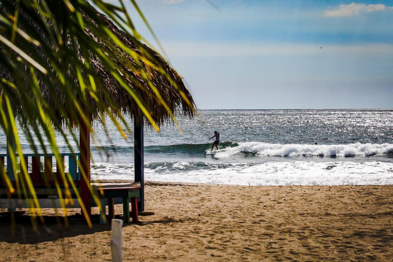 Готель Tapas & Surf Petacaltepe Екстер'єр фото